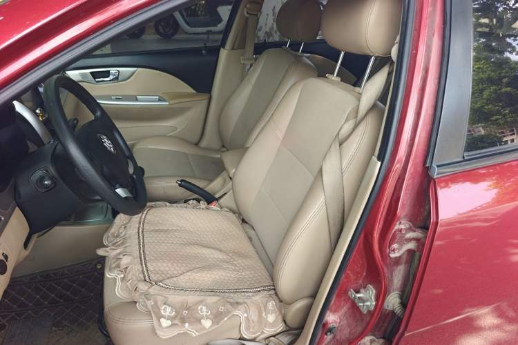 Used Buick Excelle 2013 1.5L Manual Classic Model Left Front Seat