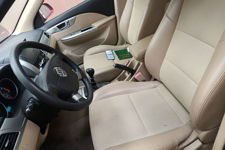 Used Buick Excelle 2013 1.5L Manual Classic Model Left Front Seat