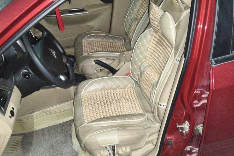 Used Buick Excelle 2013 1.5L Manual Classic Model Left Front Seat