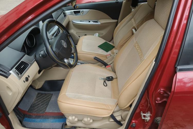 Used Buick Excelle 2013 1.5L Automatic Classic Model Left Front Seat