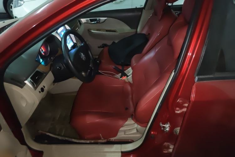 Used Buick Excelle 2013 1.5L Manual Classic Model Left Front Seat