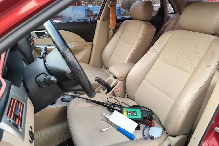 Used Buick Excelle 2013 1.5L Automatic Classic Model Left Front Seat