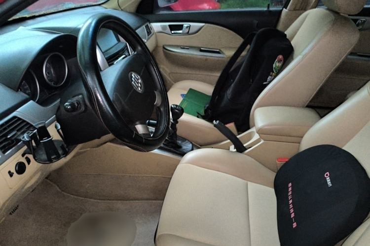 Used Buick Excelle 2013 1.5L Manual Classic Model Left Front Seat