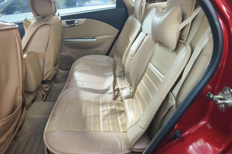 Used Buick Excelle 2013 1.5L Automatic Classic Model Left Rear Seat