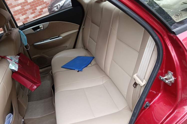 Used Buick Excelle 2013 1.5L Automatic Classic Model Left Rear Seat