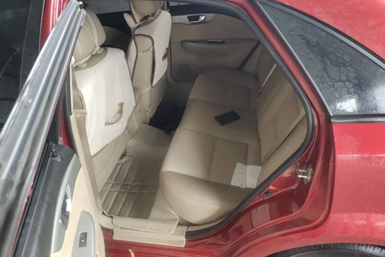Used Buick Excelle 2013 1.5L Automatic Classic Model Left Rear Seat