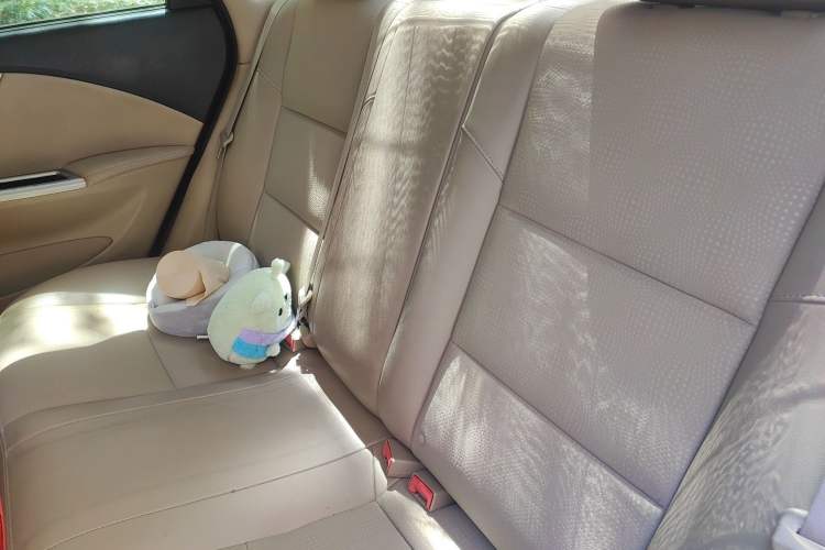 Used Buick Excelle 2013 1.5L Automatic Classic Model