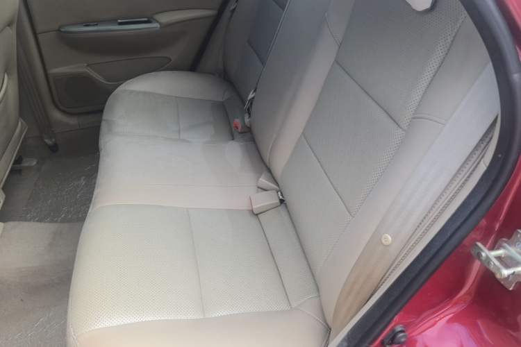 Used Buick Excelle 2013 1.5L Automatic Classic Model Left Rear Seat