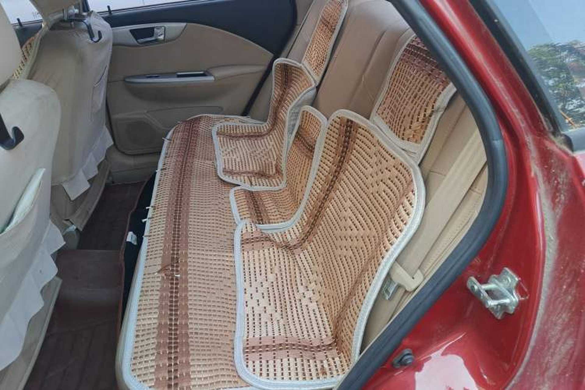 Used Buick Excelle 2013 1.5L Manual Classic Model Left Rear Seat