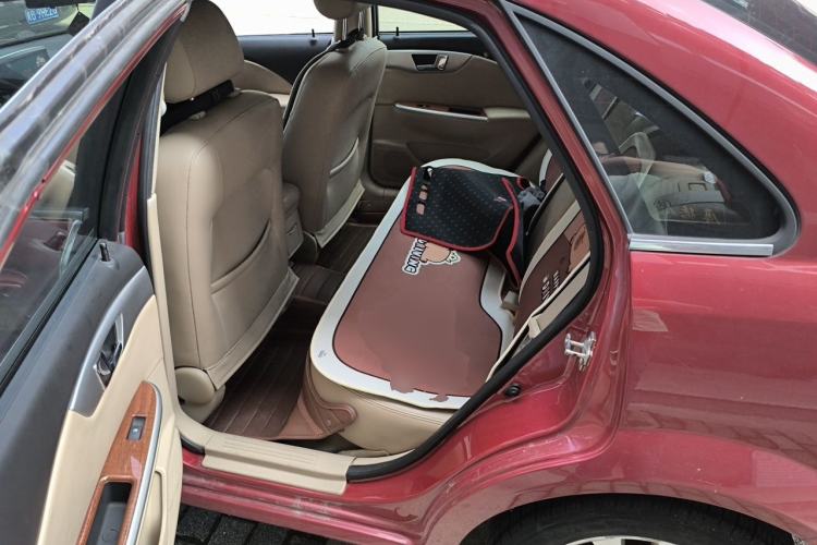 Used Buick Excelle 2013 1.5L Automatic Luxury Model Left Rear Seat