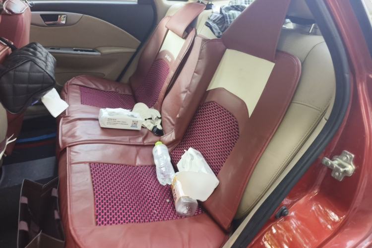 Used Buick Excelle 2013 1.5L Automatic Classic Model Left Rear Seat