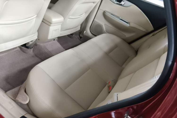 Used Buick Excelle 2013 1.5L Automatic Classic Model Left Rear Seat