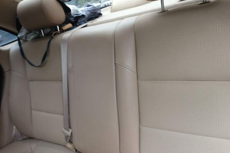 Used Buick Excelle 2013 1.5L Automatic Classic Model Left Rear Seat