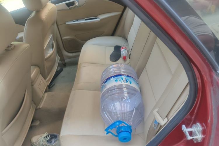 Used Buick Excelle 2013 1.5L Automatic Classic Model Left Rear Seat