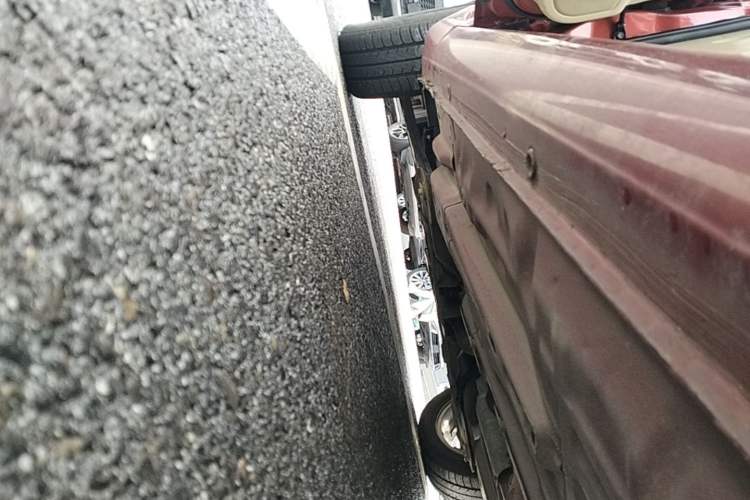 Used Buick Excelle 2013 1.5L Automatic Luxury Model Left Side Sill