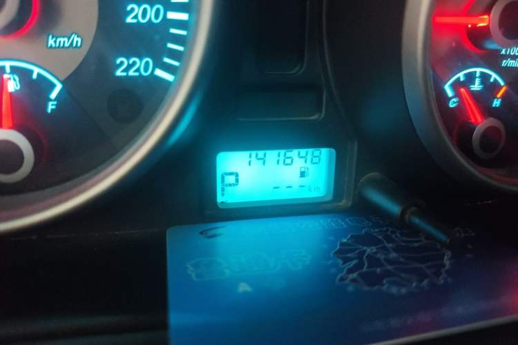 Used Buick Excelle 2013 1.5L Automatic Luxury Model Odometer Close Up