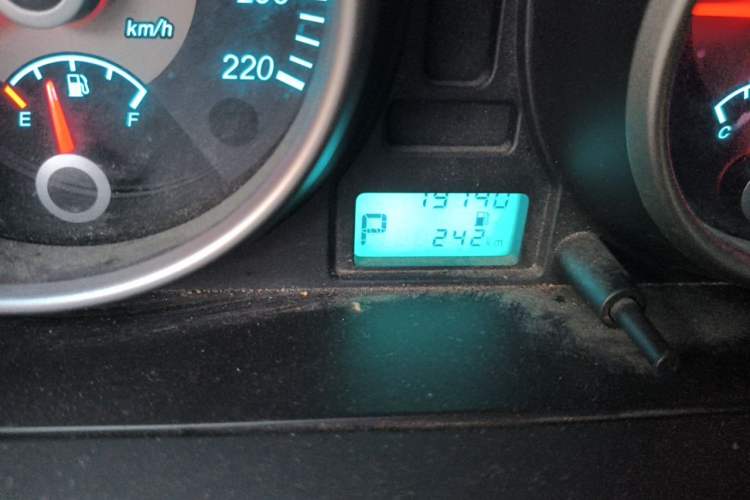 Used Buick Excelle 2013 1.5L Automatic Classic Model Odometer Close Up