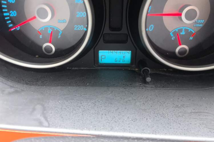 Used Buick Excelle 2013 1.5L Automatic Luxury Model Odometer Close Up
