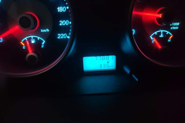 Used Buick Excelle 2013 1.5L Manual Luxury Model Odometer Close Up