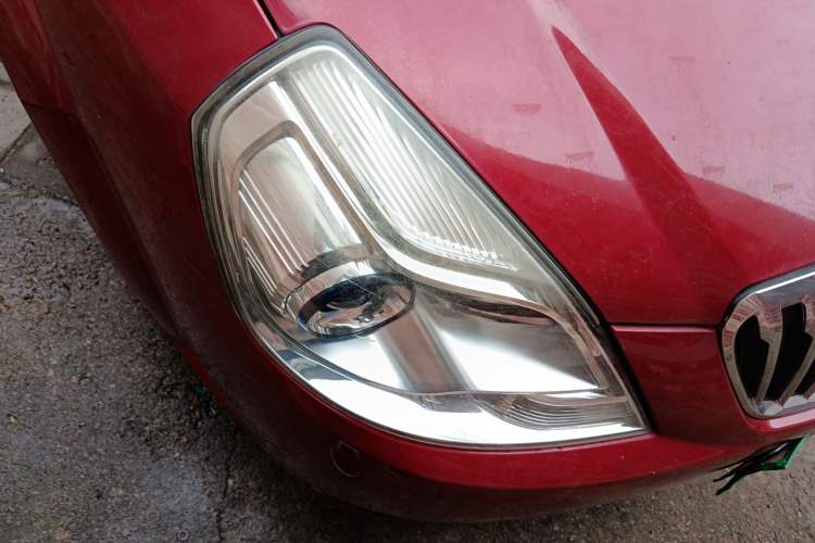 Used Buick Excelle 2013 1.5L Automatic Classic Model Right Front Headlight