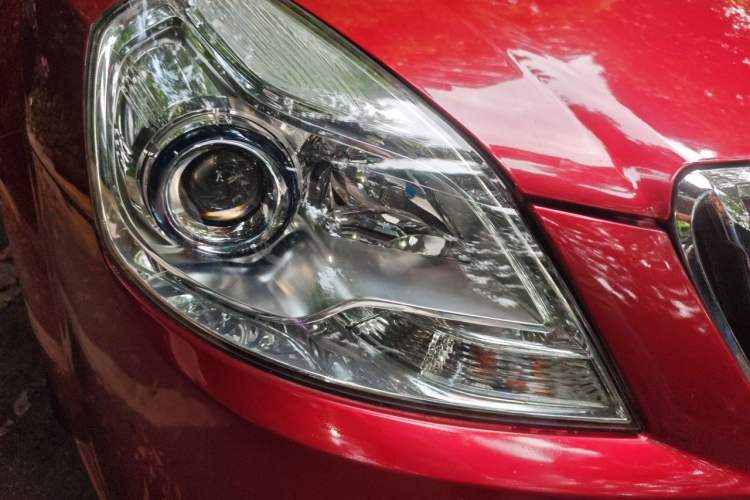 Used Buick Excelle 2013 1.5L Manual Classic Model Right Front Headlight