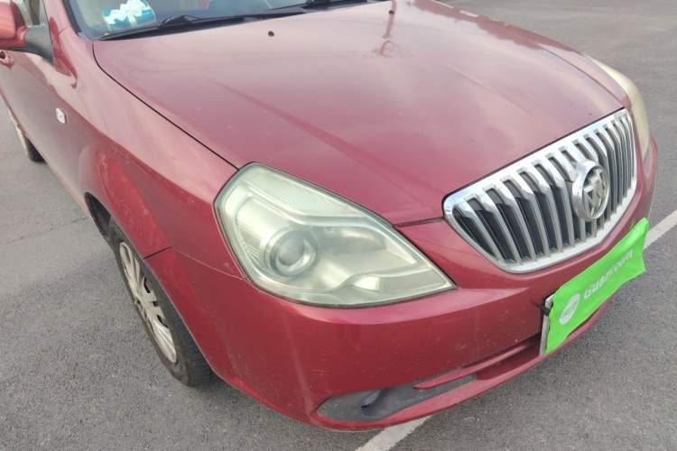 Used Buick Excelle 2013 1.5L Automatic Classic Model Right Front Headlight