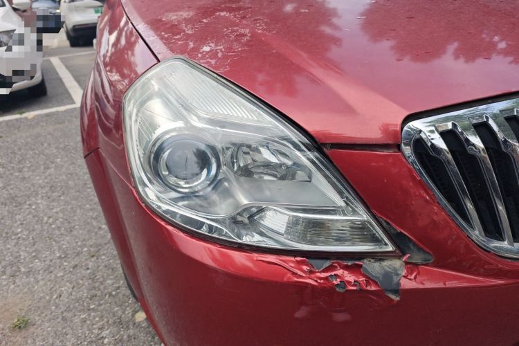 Used Buick Excelle 2013 1.5L Automatic Classic Model Right Front Headlight