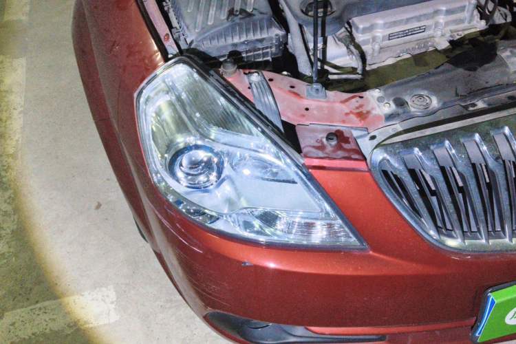 Used Buick Excelle 2013 1.5L Manual Classic Model Right Front Headlight