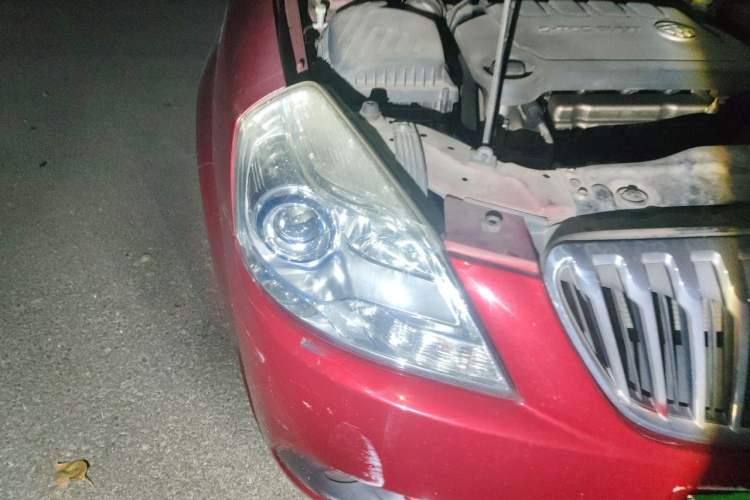 Used Buick Excelle 2013 1.5L Automatic Classic Model Right Front Headlight