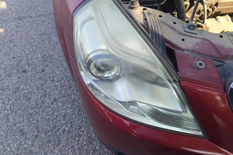 Used Buick Excelle 2013 1.5L Manual Classic Model Right Front Headlight