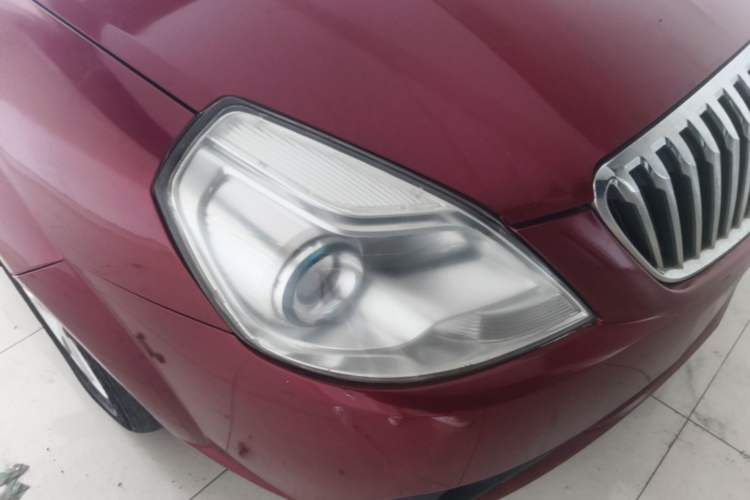 Used Buick Excelle 2013 1.5L Automatic Classic Model Right Front Headlight