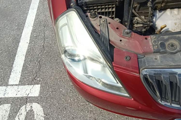 Used Buick Excelle 2013 1.5L Automatic Classic Model Right Front Headlight