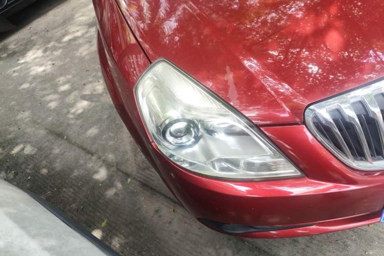 Used Buick Excelle 2013 1.5L Automatic Classic Model Right Front Headlight