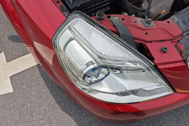Used Buick Excelle 2013 1.5L Automatic Luxury Model Right Front Headlight