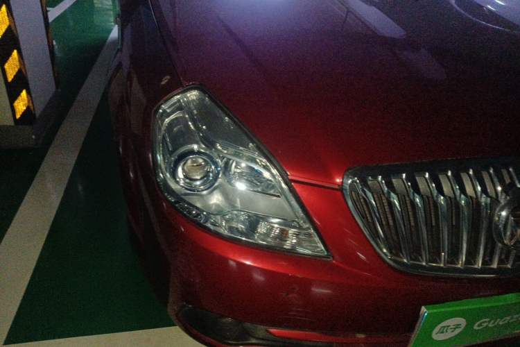 Used Buick Excelle 2013 1.5L Automatic Classic Model Right Front Headlight