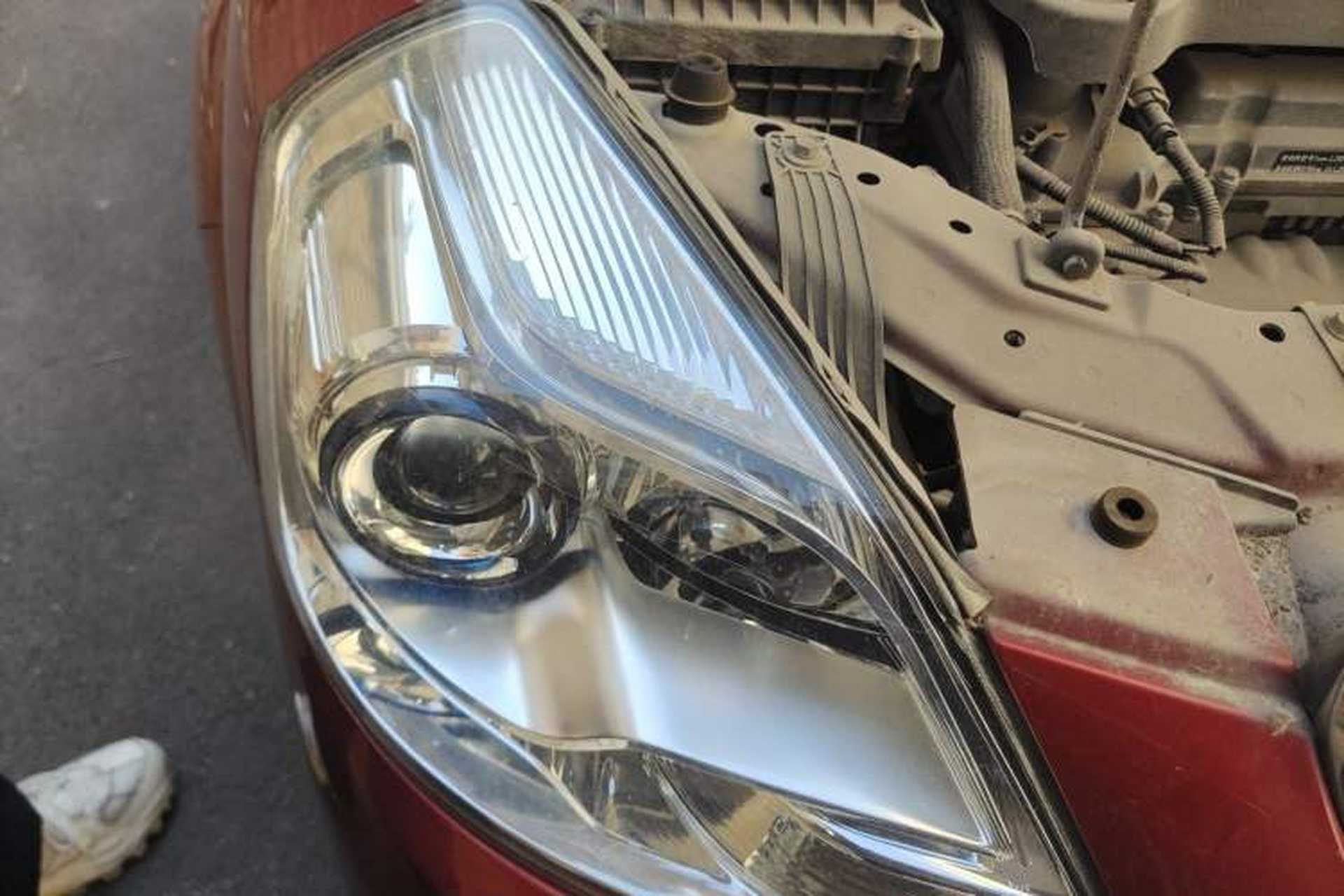 Used Buick Excelle 2013 1.5L Automatic Classic Model Right Front Headlight