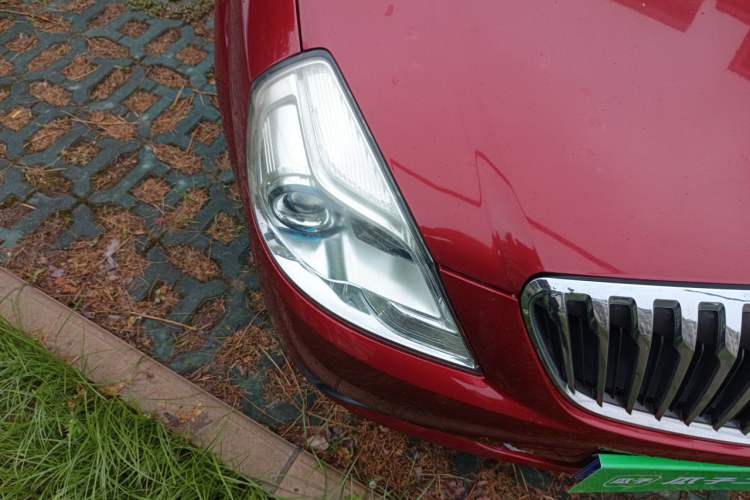 Used Buick Excelle 2013 1.5L Automatic Classic Model Right Front Headlight