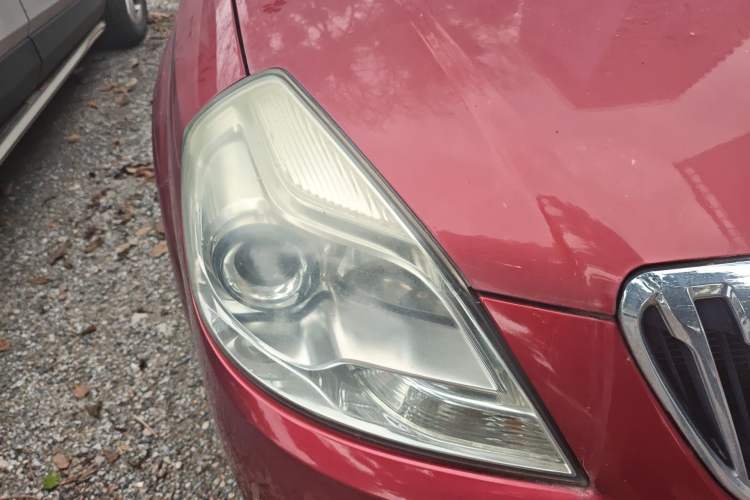 Used Buick Excelle 2013 1.5L Automatic Classic Model Right Front Headlight