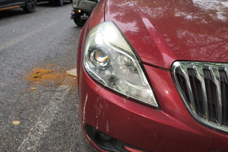 Used Buick Excelle 2013 1.5L Manual Classic Model Right Front Headlight