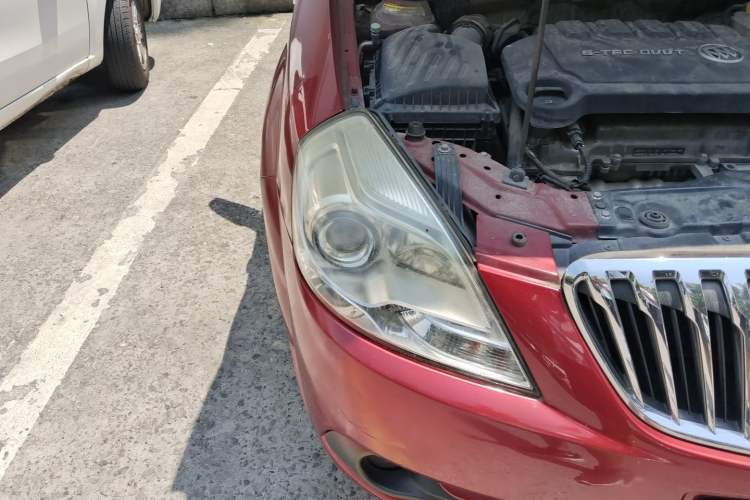 Used Buick Excelle 2013 1.5L Automatic Classic Model Right Front Headlight