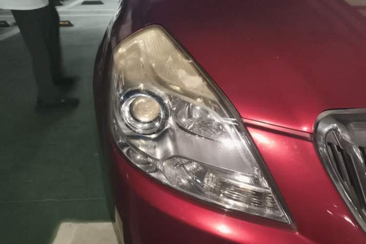 Used Buick Excelle 2013 1.5L Automatic Classic Model Right Front Headlight