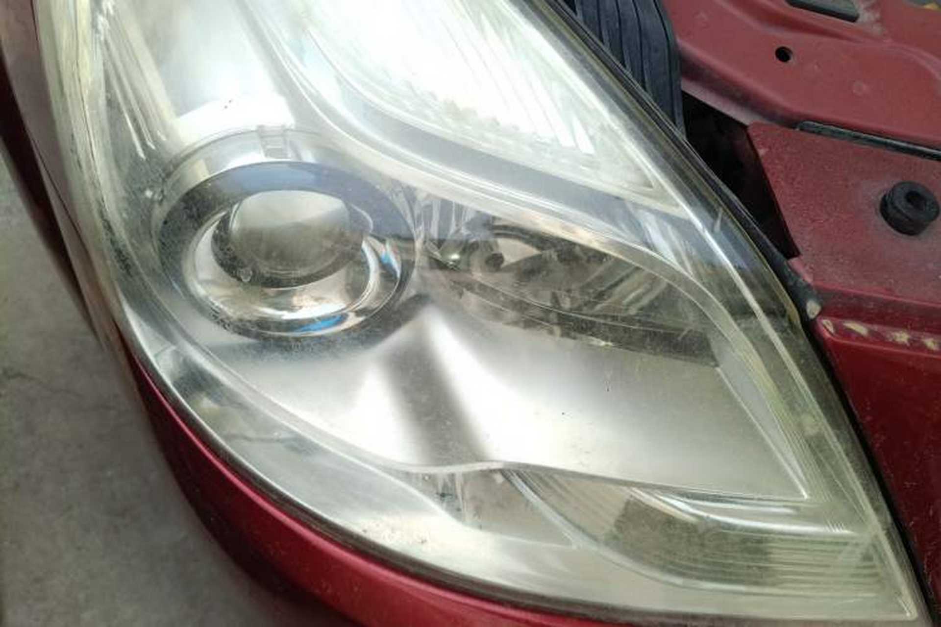 Used Buick Excelle 2013 1.5L Manual Classic Model Right Front Headlight