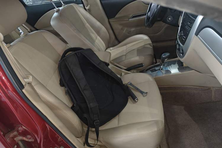 Used Buick Excelle 2013 1.5L Automatic Classic Model Right Front Seat