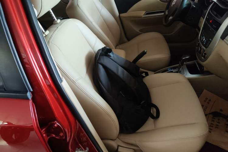 Used Buick Excelle 2013 1.5L Automatic Classic Model Right Front Seat