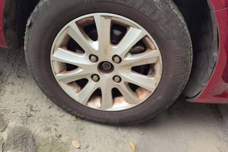 Used Buick Excelle 2013 1.5L Manual Classic Model Right Front Wheel Hub