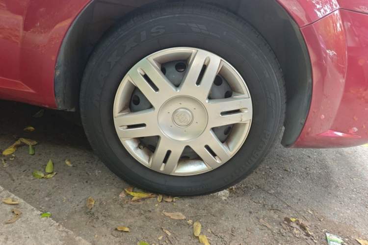 Used Buick Excelle 2013 1.5L Manual Classic Model Right Front Wheel Hub