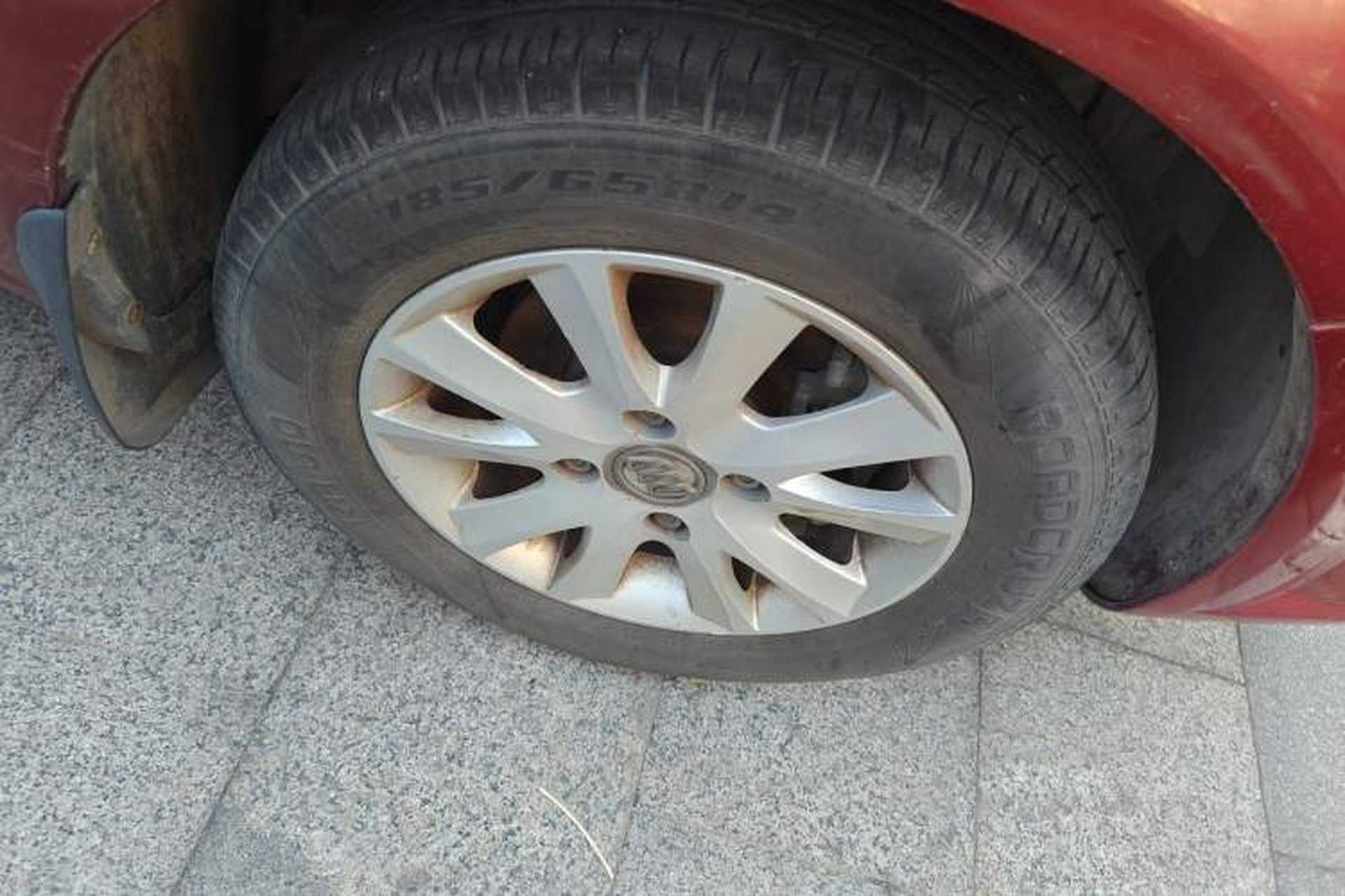 Used Buick Excelle 2013 1.5L Manual Classic Model Right Front Wheel Hub