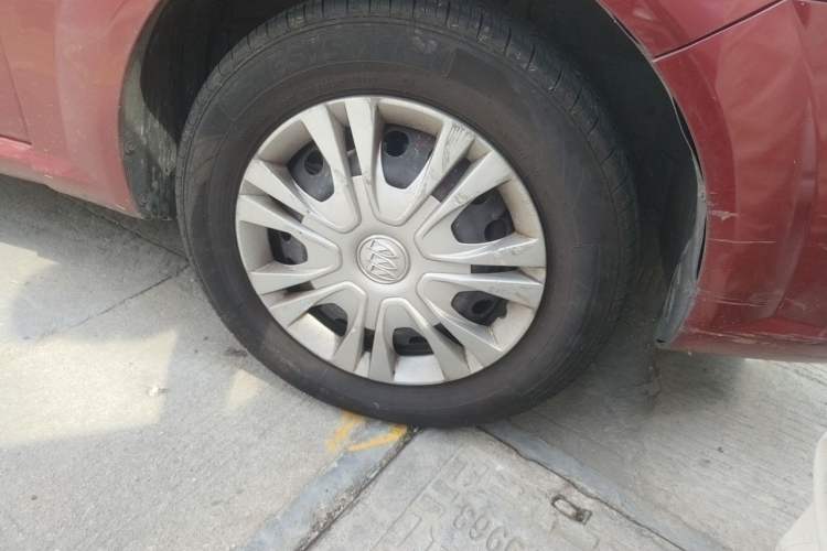 Used Buick Excelle 2013 1.5L Manual Classic Model Right Front Wheel Hub