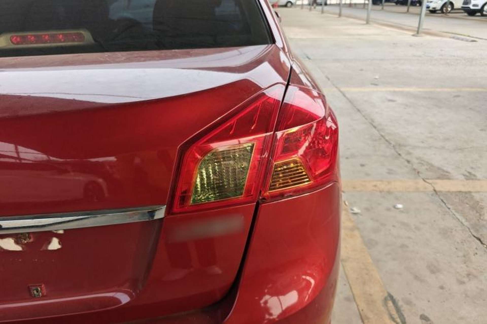 Used Buick Excelle 2013 1.5L Automatic Luxury Model Right Rear Taillight