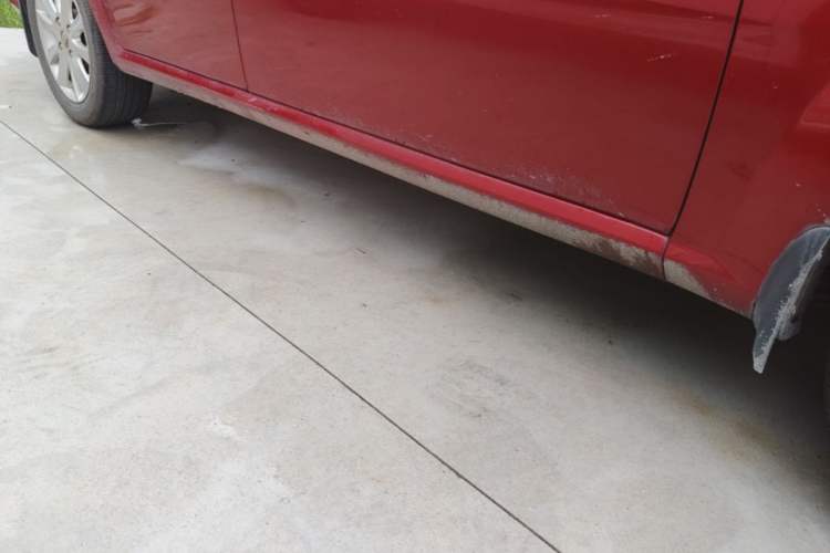 Used Buick Excelle 2013 1.5L Manual Luxury Model Right Side Sill